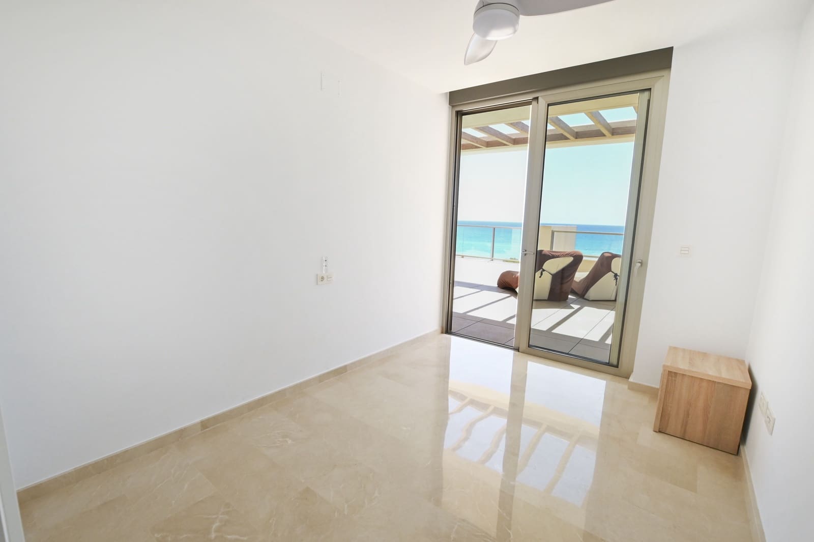 3 slaapkamer Appartement te koop in La Villajoyosa / Vila Joiosa met zwembad - € 950.000 (Ref: 9516654)