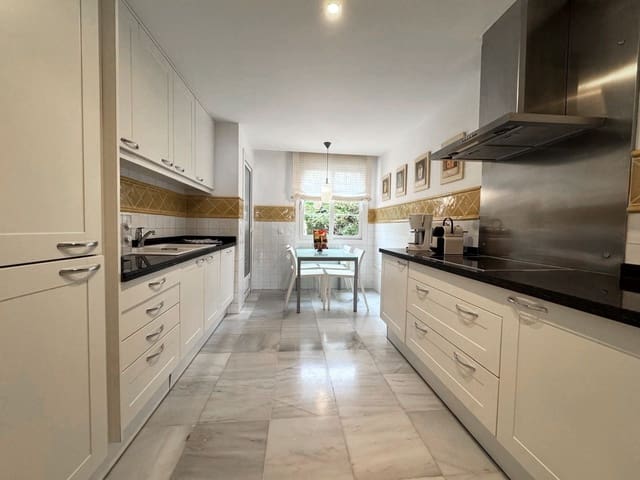 3 sypialnia Apartament na sprzedaż w Altea z basenem - 850 000 € (Ref: 9516656)