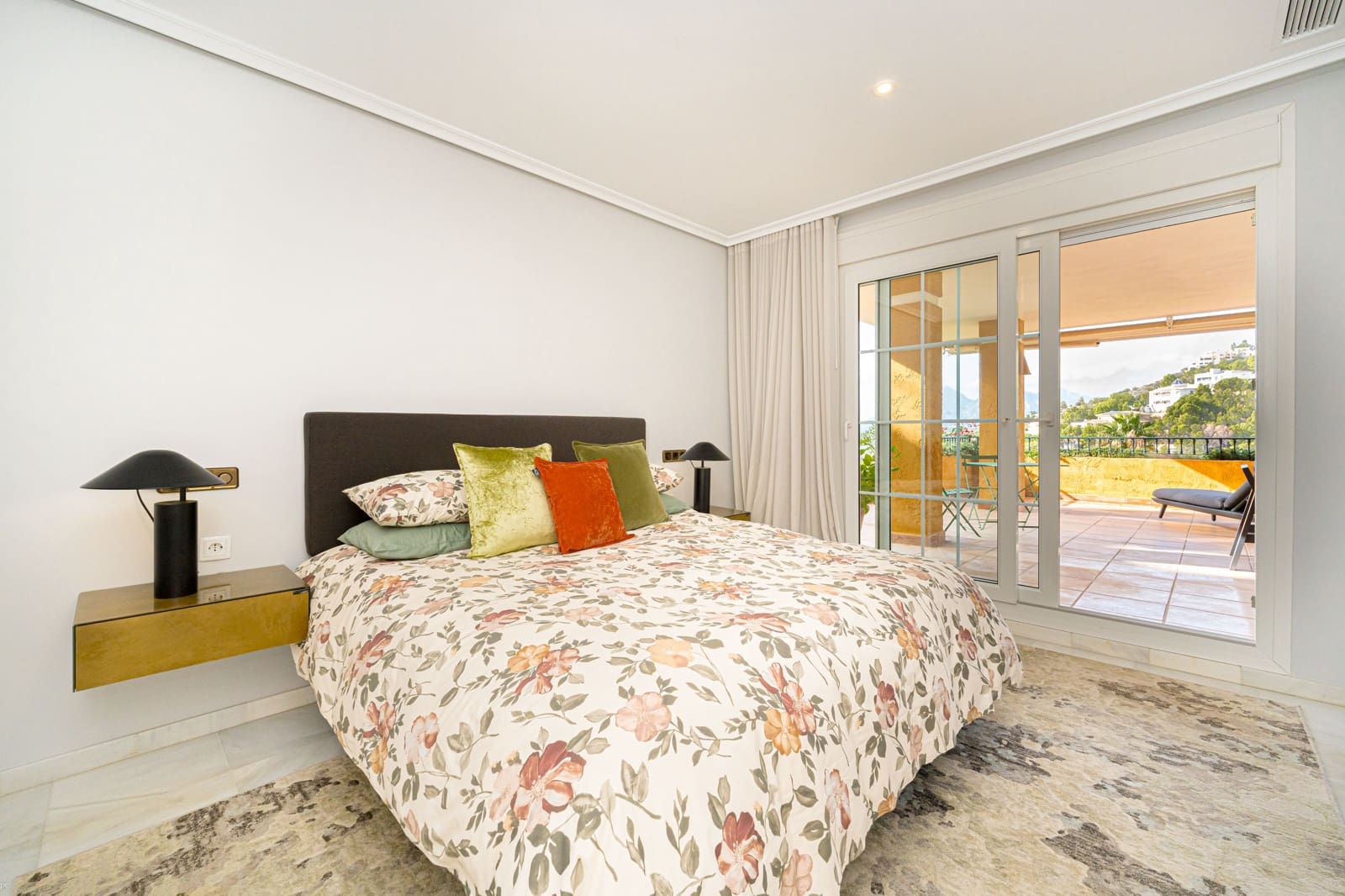 3 bedroom Apartment for sale in Altea with pool - € 895,000 (Ref: 9516662)