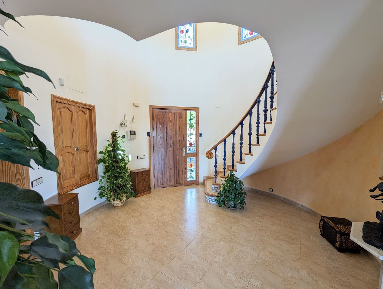 6 bedroom Villa for sale in Altea la Vella with pool - € 1,990,000 (Ref: 9516668)