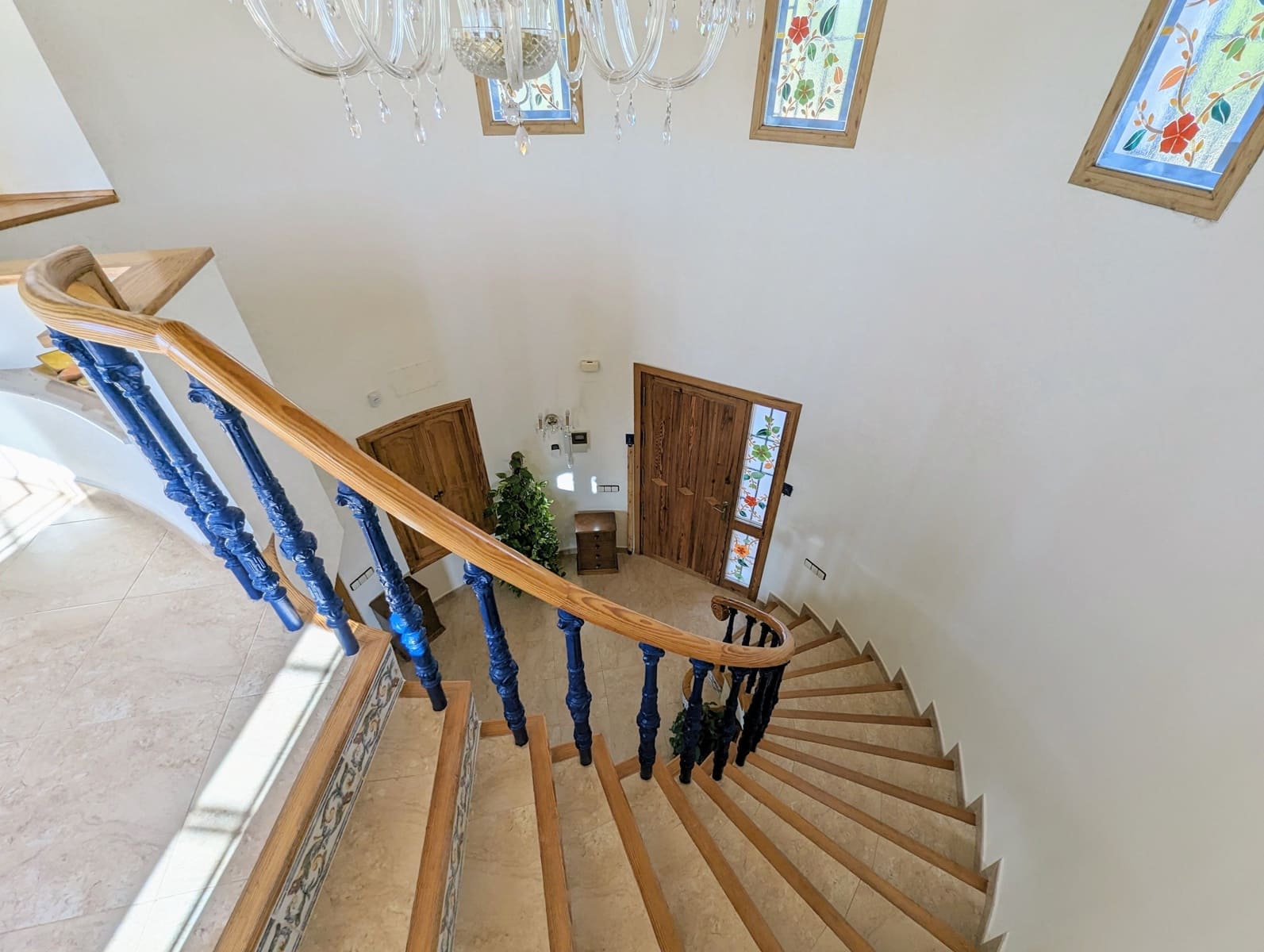 6 bedroom Villa for sale in Altea la Vella with pool - € 1,990,000 (Ref: 9516668)