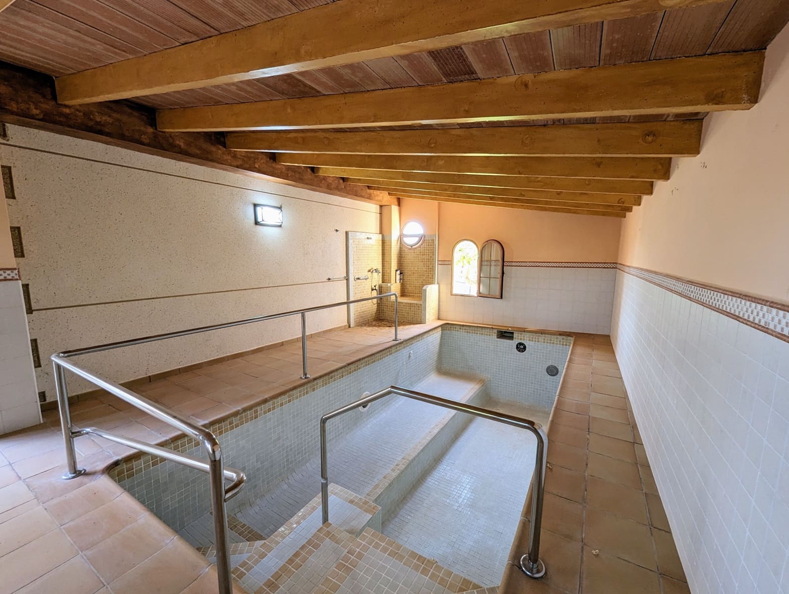 6 bedroom Villa for sale in Altea la Vella with pool - € 1,990,000 (Ref: 9516668)