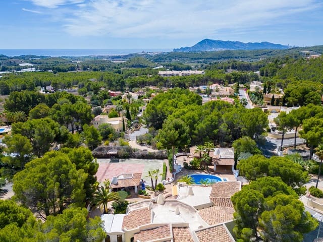 4 sypialnia Willa na sprzedaż w Altea la Vella, Altea z basenem - 1 695 000 € (Ref: 9516672)