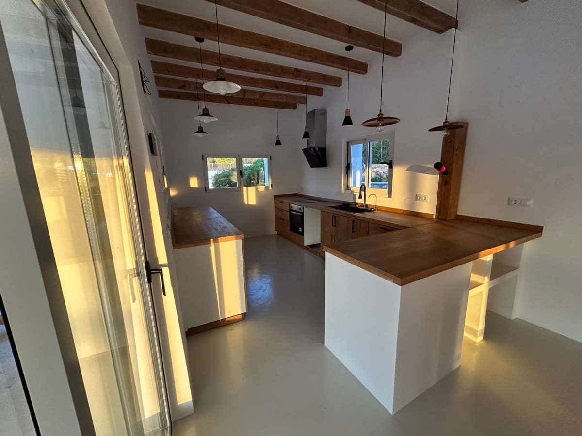 5 bedroom Villa for sale in Javea / Xabia - € 1,250,000 (Ref: 9516680)