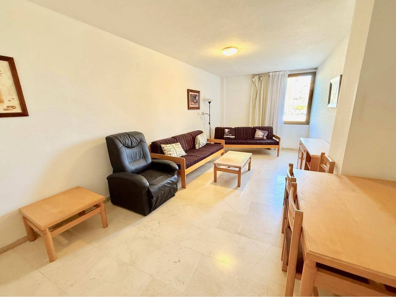 Apartamento de 2 habitaciones en Benidorm en venta con piscina garaje - 239.000 € (Ref: 9516689)