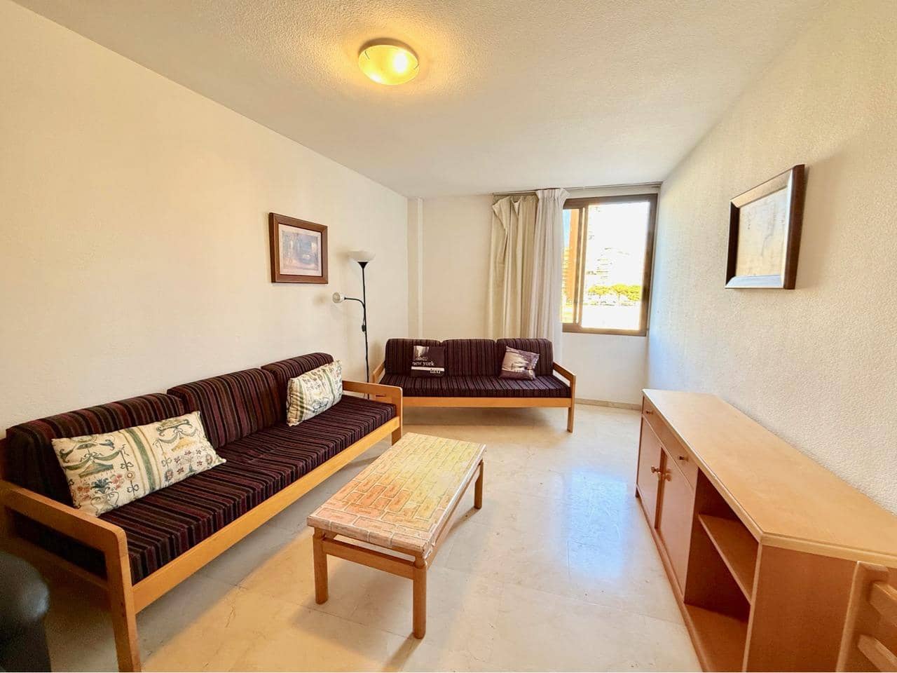 Apartamento de 2 habitaciones en Benidorm en venta con piscina garaje - 239.000 € (Ref: 9516689)