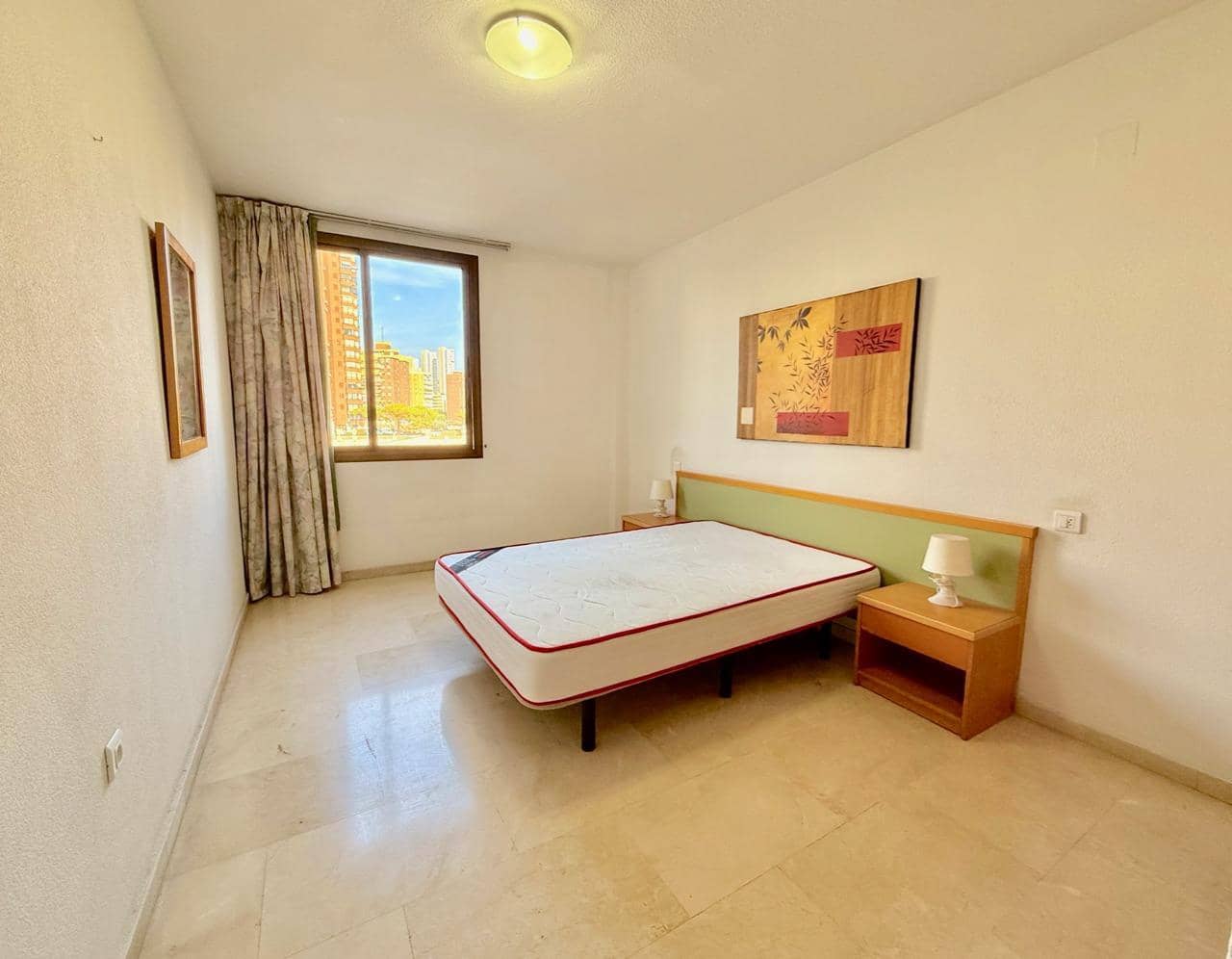 Apartamento de 2 habitaciones en Benidorm en venta con piscina garaje - 239.000 € (Ref: 9516689)