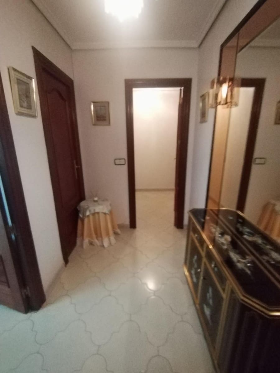 Apartamento de 4 habitaciones en Benidorm en venta - 299.000 € (Ref: 9516698)