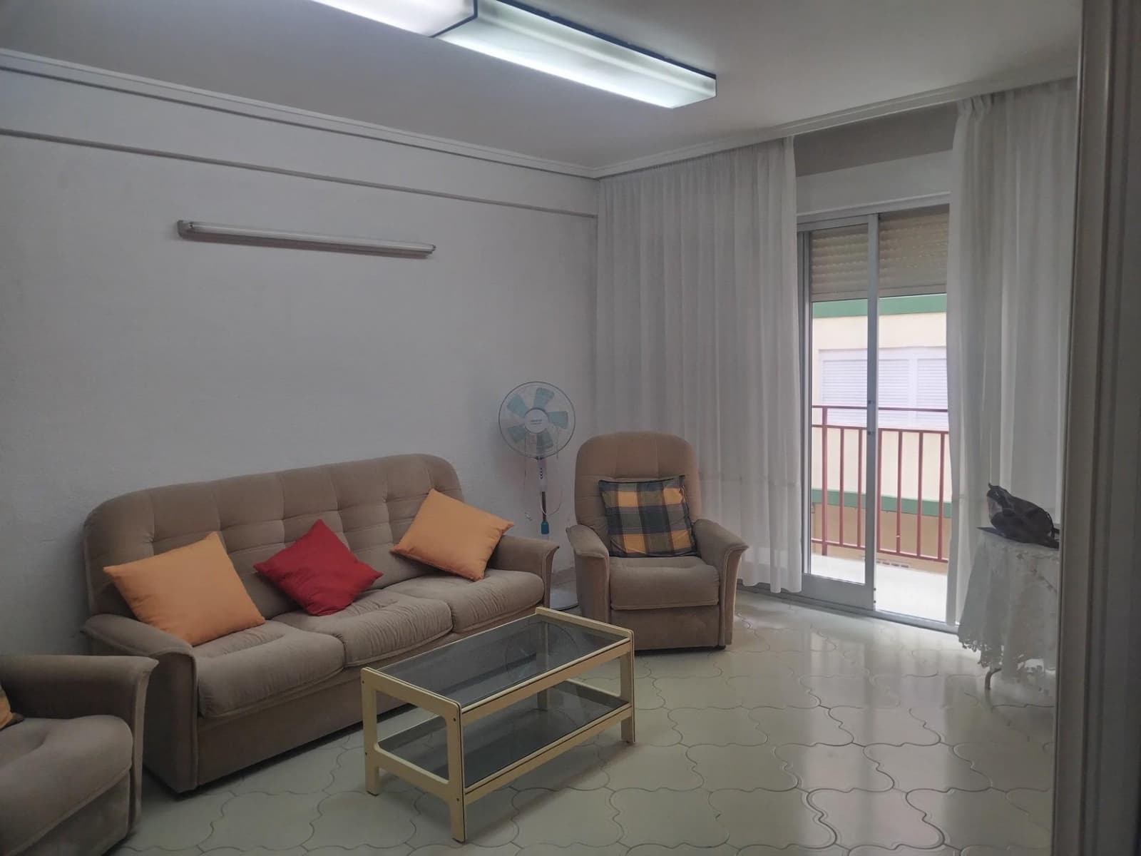 Apartamento de 4 habitaciones en Benidorm en venta - 299.000 € (Ref: 9516698)
