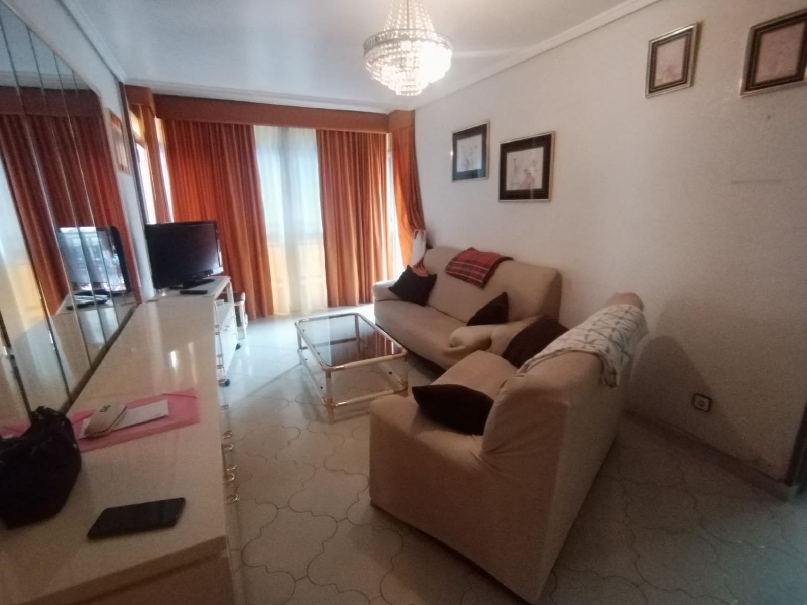 Apartamento de 4 habitaciones en Benidorm en venta - 299.000 € (Ref: 9516698)
