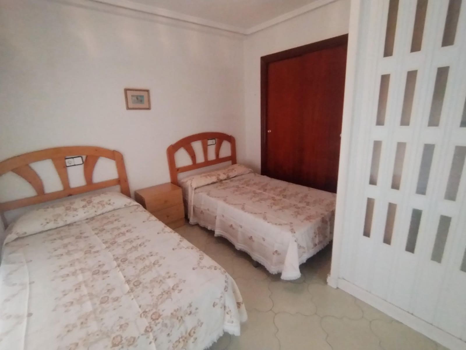 Apartamento de 4 habitaciones en Benidorm en venta - 299.000 € (Ref: 9516698)