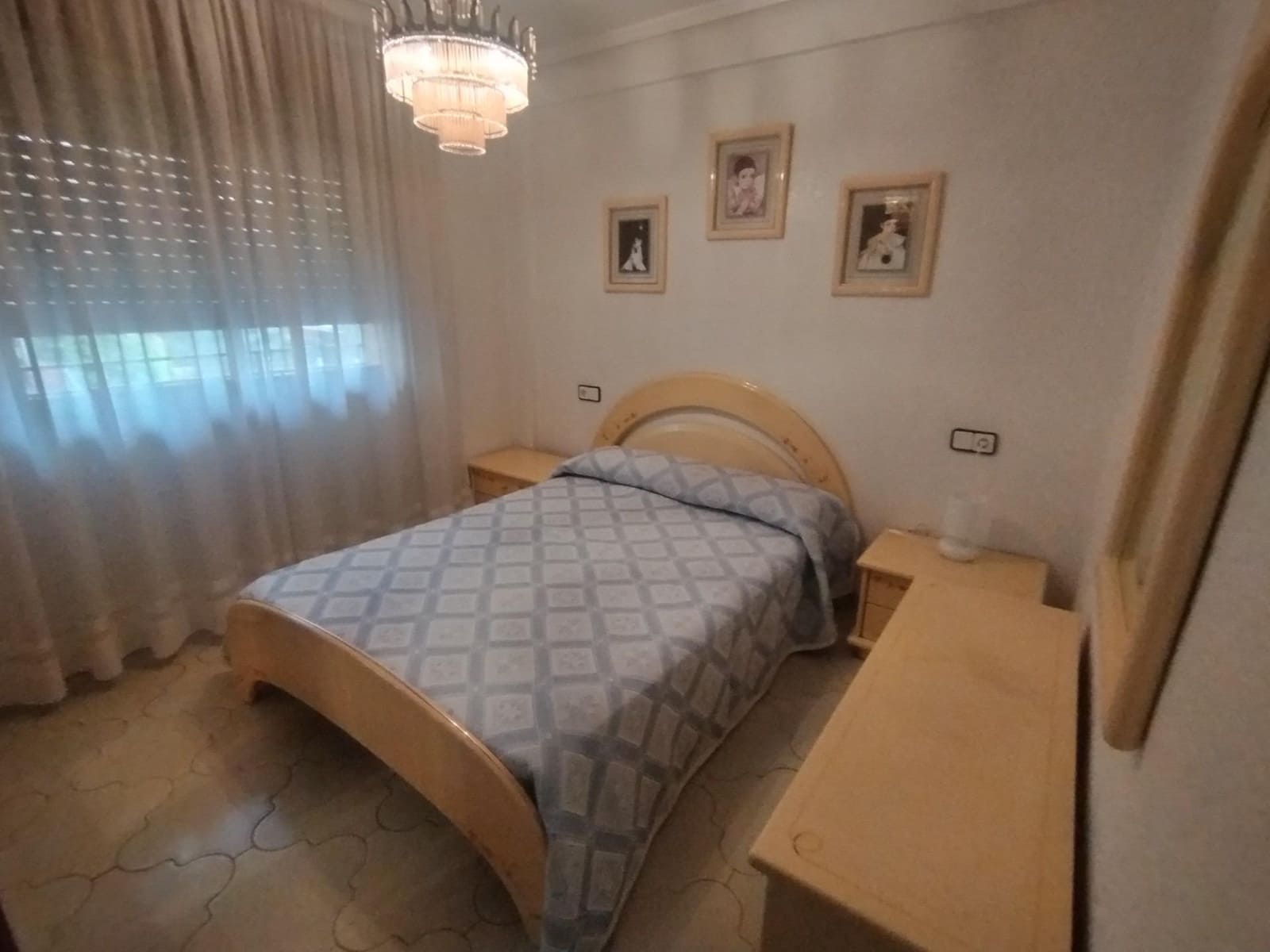 Apartamento de 4 habitaciones en Benidorm en venta - 299.000 € (Ref: 9516698)