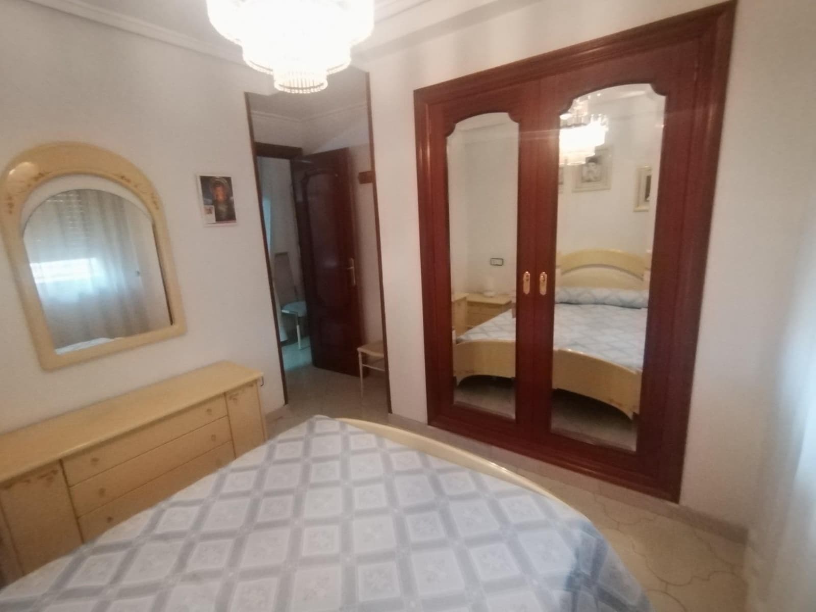 Apartamento de 4 habitaciones en Benidorm en venta - 299.000 € (Ref: 9516698)