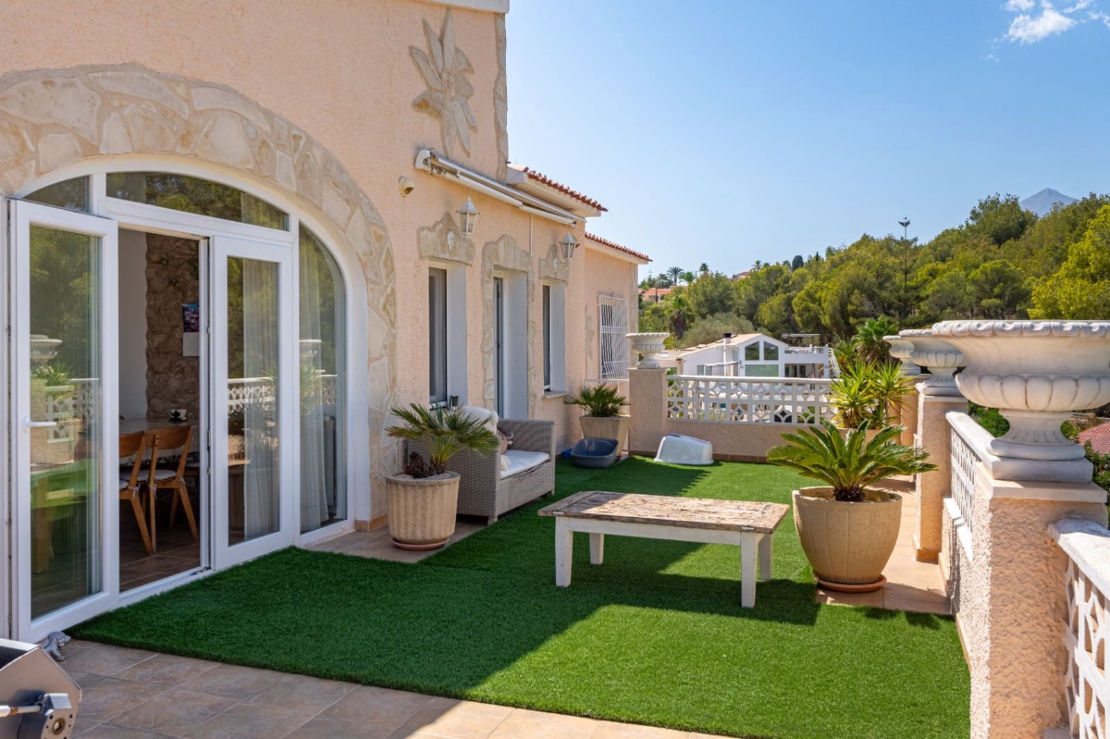 5 soveværelse Villa til salg i Alfaz del Pi / L'Alfas del Pi med swimmingpool garage - € 1.095.000 (Ref: 9516761)