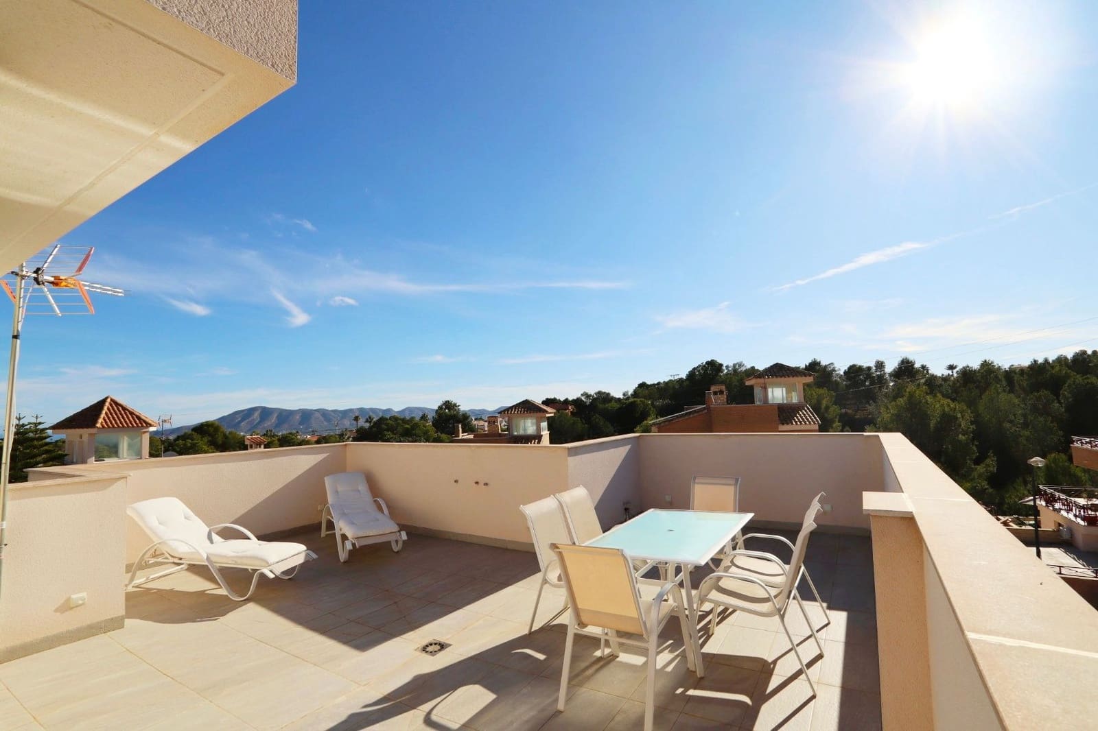 3 camera da letto Villa in vendita in La Nucia con piscina garage - 575.000 € (Rif: 9516939)