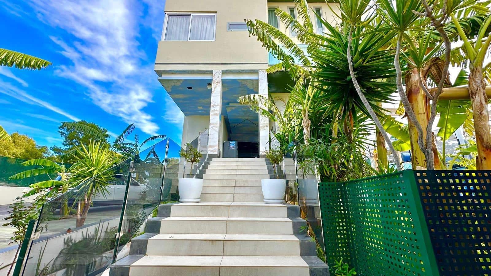 2 bedroom Apartment for sale in Finestrat with pool - € 280,000 (Ref: 9516951)