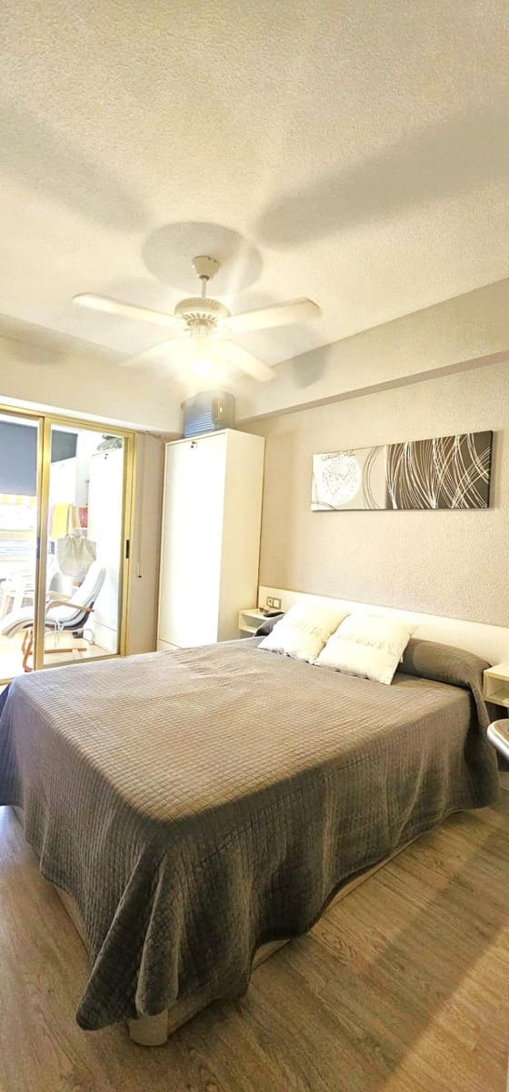 1 makuuhuone Huoneisto myytävänä paikassa Benidorm mukana uima-altaan - 169 900 € (Ref: 9517081)