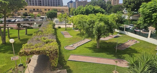 1 makuuhuone Huoneisto myytävänä paikassa Benidorm mukana uima-altaan - 169 900 € (Ref: 9517081)