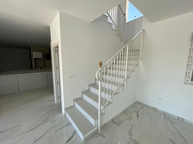 6 sypialnia Willa na sprzedaż w Pinoso z basenem - 611 000 € (Ref: 9517088)