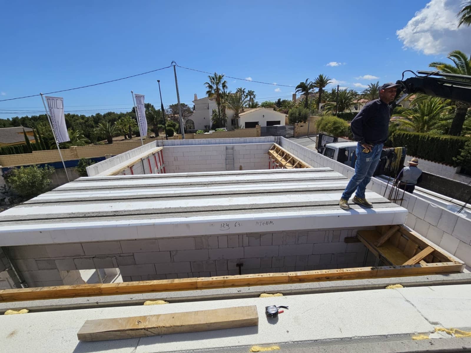 5 sypialnia Willa na sprzedaż w Alfaz del Pi / L'Alfas del Pi z basenem garażem - 1 900 000 € (Ref: 9517101)