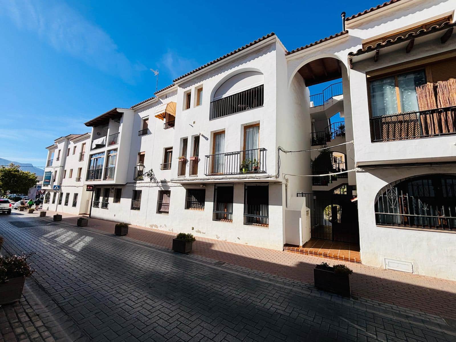 4 bedroom Apartment for sale in Altea with garage - € 299,000 (Ref: 9517102)
