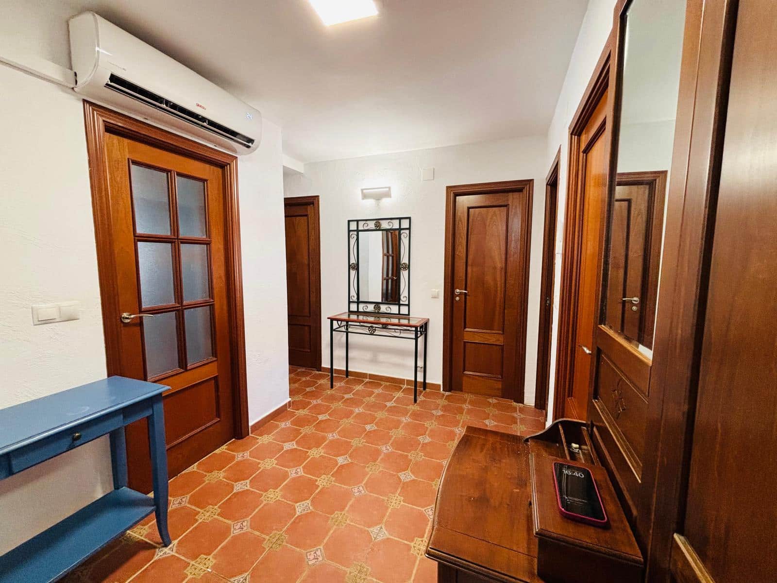 4 bedroom Apartment for sale in Altea with garage - € 299,000 (Ref: 9517102)