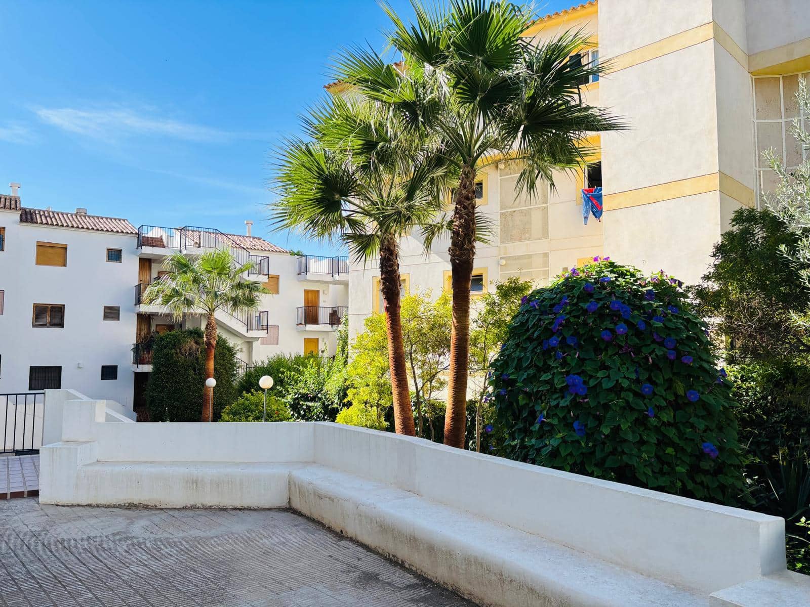 4 bedroom Apartment for sale in Altea with garage - € 299,000 (Ref: 9517102)