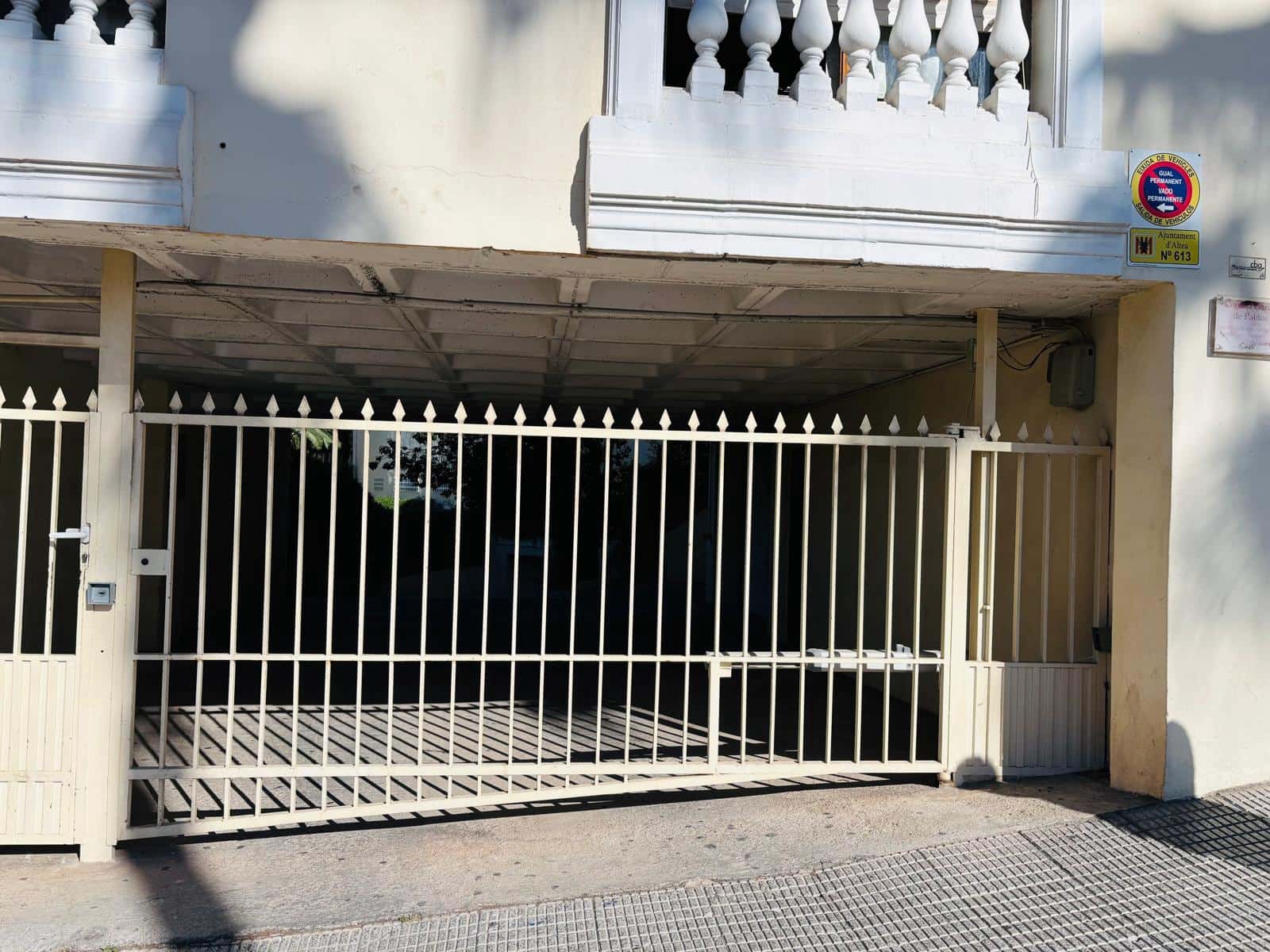 4 bedroom Apartment for sale in Altea with garage - € 299,000 (Ref: 9517102)