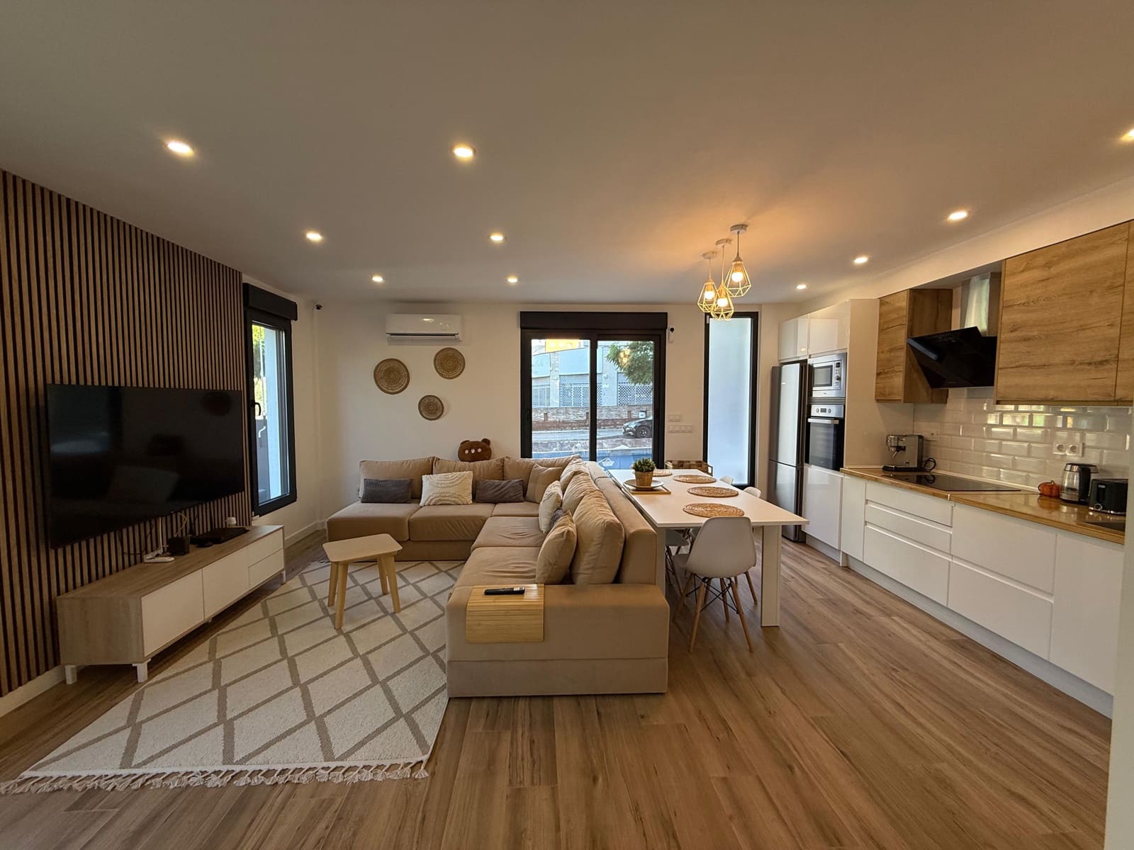 3 bedroom Terraced Villa for sale in Benidorm - € 548,800 (Ref: 9517798)