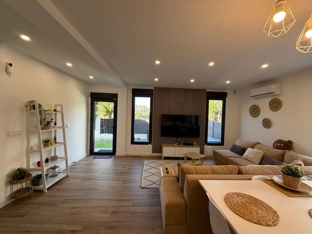 3 bedroom Terraced Villa for sale in Benidorm - € 548,800 (Ref: 9517798)