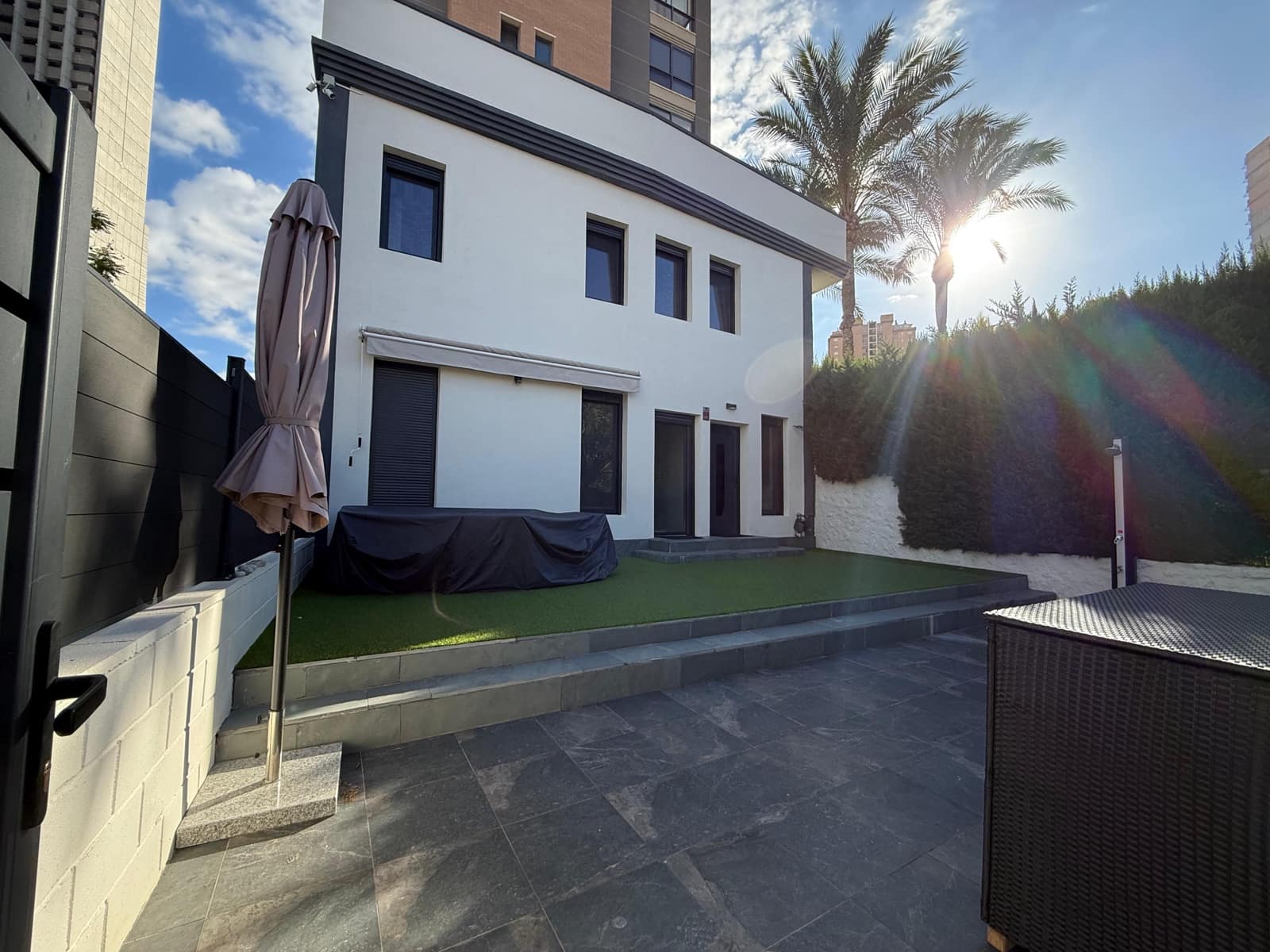 3 bedroom Terraced Villa for sale in Benidorm - € 548,800 (Ref: 9517798)