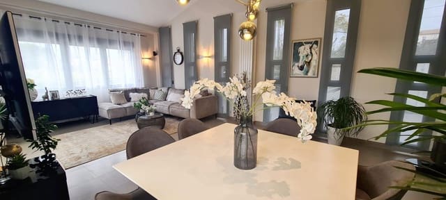 4 soveværelse Rækkehus til salg i Calpe / Calp - € 800.000 (Ref: 9517801)