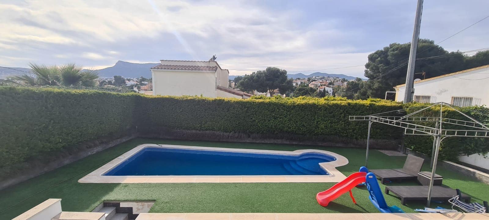 4 soveværelse Rækkehus til salg i Calpe / Calp - € 800.000 (Ref: 9517801)