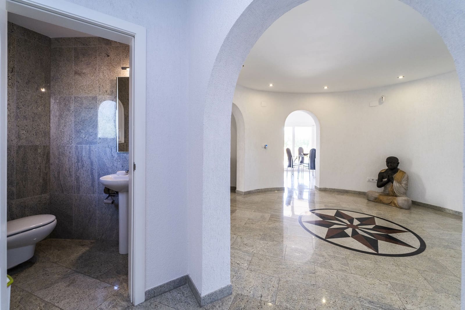 Adosado de 6 habitaciones en Calpe / Calp en venta - 1.988.000 € (Ref: 9517807)