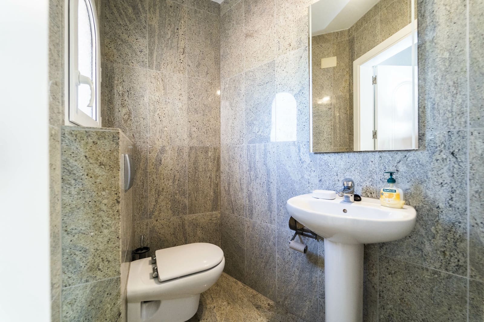 Adosado de 6 habitaciones en Calpe / Calp en venta - 1.988.000 € (Ref: 9517807)