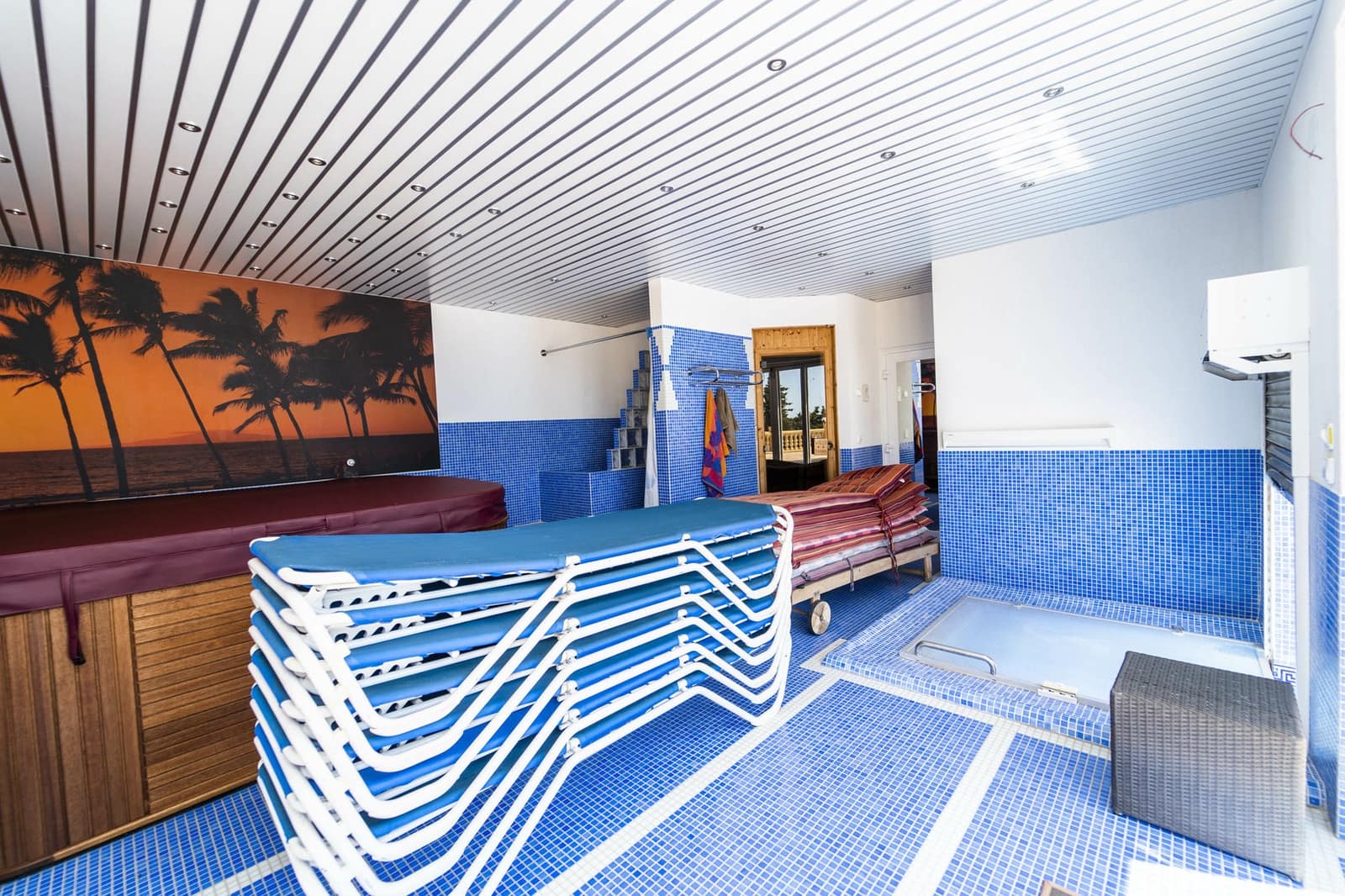 Adosado de 6 habitaciones en Calpe / Calp en venta - 1.988.000 € (Ref: 9517807)