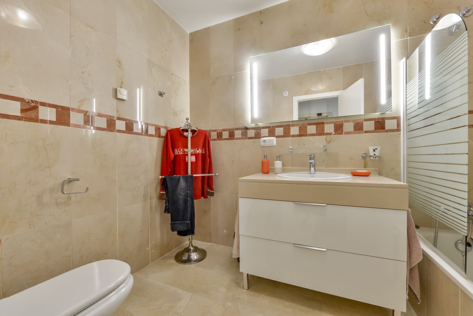 2 bedroom Apartment for sale in Altea with pool garage - € 525,000 (Ref: 9517820)