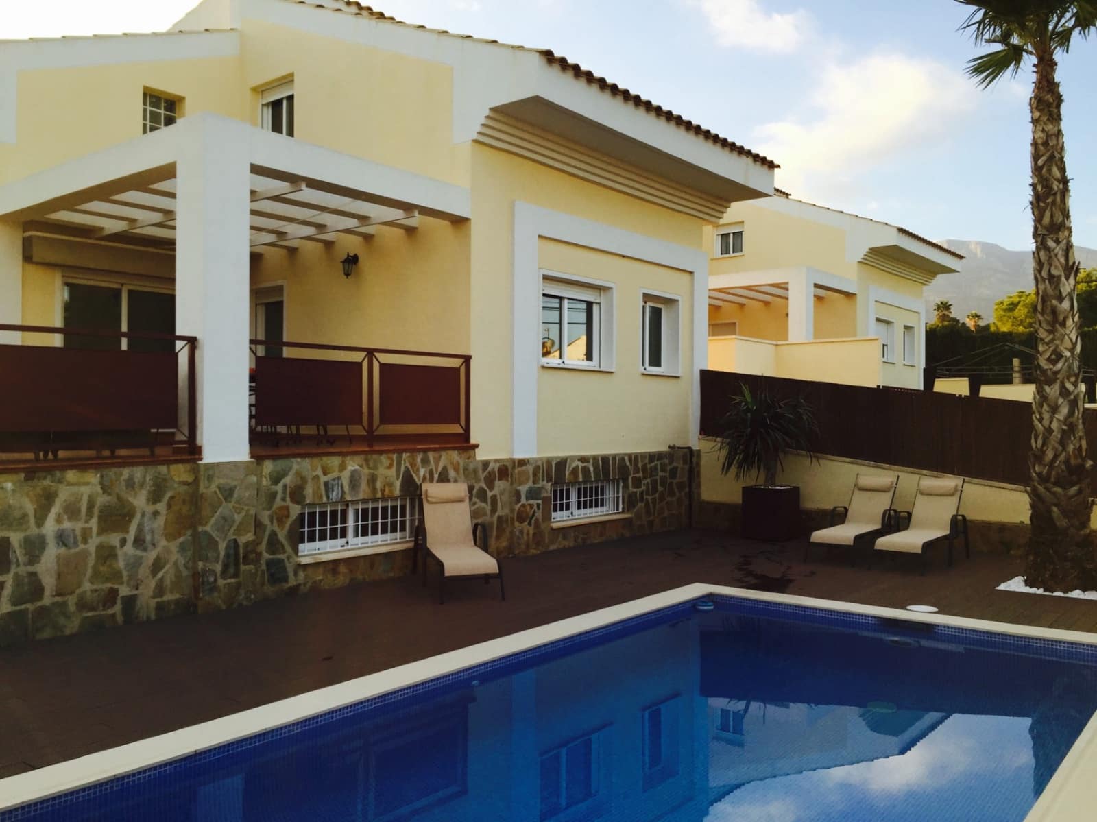 4 soverom Villa til salgs i Alfaz del Pi / L'Alfas del Pi med svømmebasseng garasje - € 480 000 (Ref: 9517822)