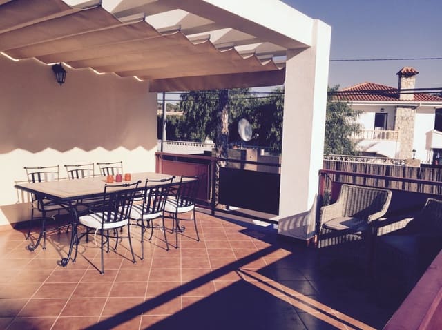 4 soverom Villa til salgs i Alfaz del Pi / L'Alfàs del Pi med svømmebasseng garasje - € 480 000 (Ref: 9517822)