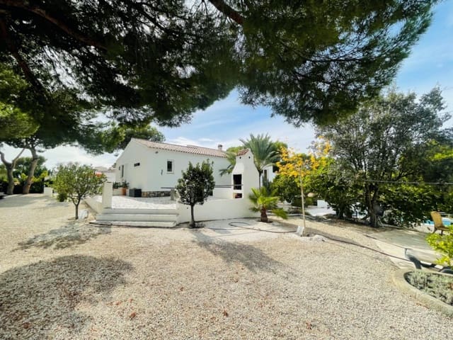 6 quarto Moradia para venda em Altea com piscina garagem - 740 000 € (Ref: 9517823)