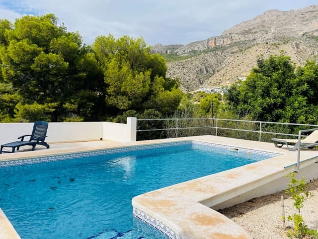 6 quarto Moradia para venda em Altea com piscina garagem - 740 000 € (Ref: 9517823)