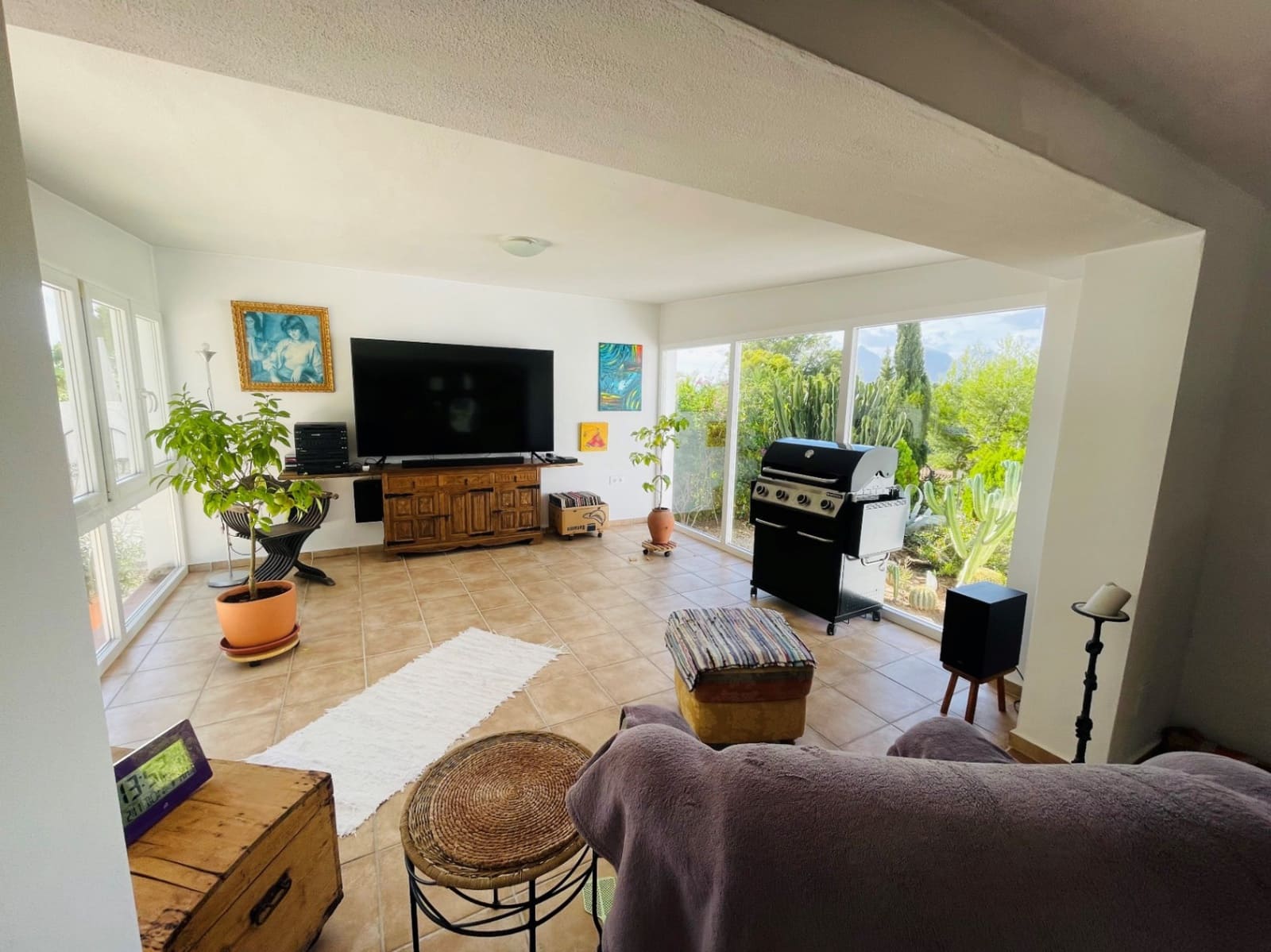 6 bedroom Villa for sale in Altea with pool garage - € 740,000 (Ref: 9517823)