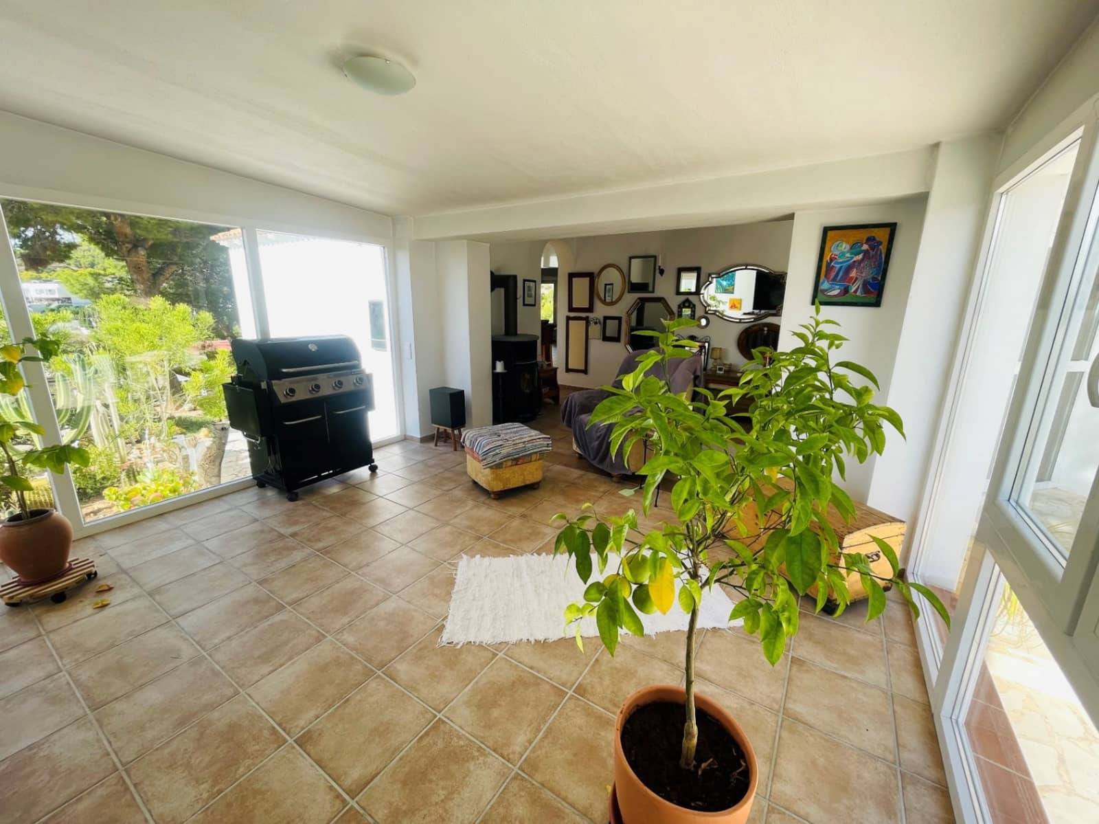 6 bedroom Villa for sale in Altea with pool garage - € 740,000 (Ref: 9517823)