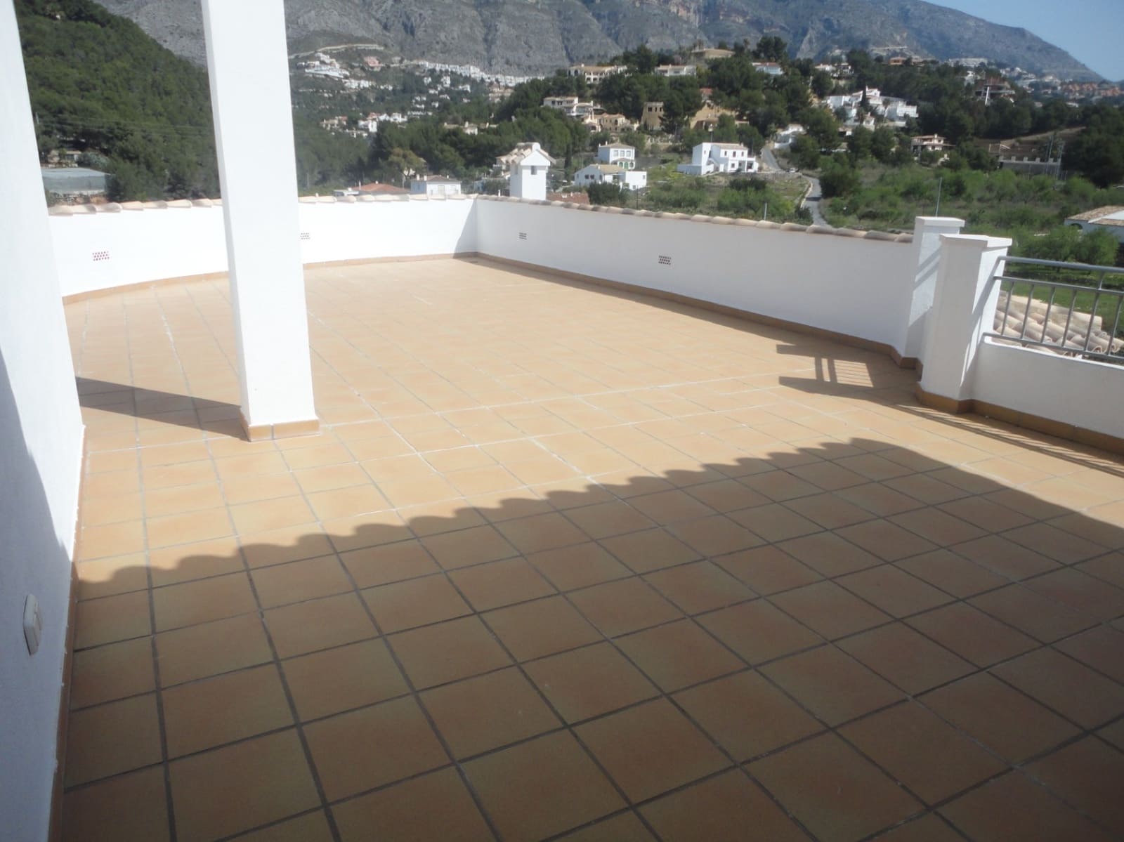 3 bedroom Apartment for sale in Altea with pool - € 589,000 (Ref: 9517824)