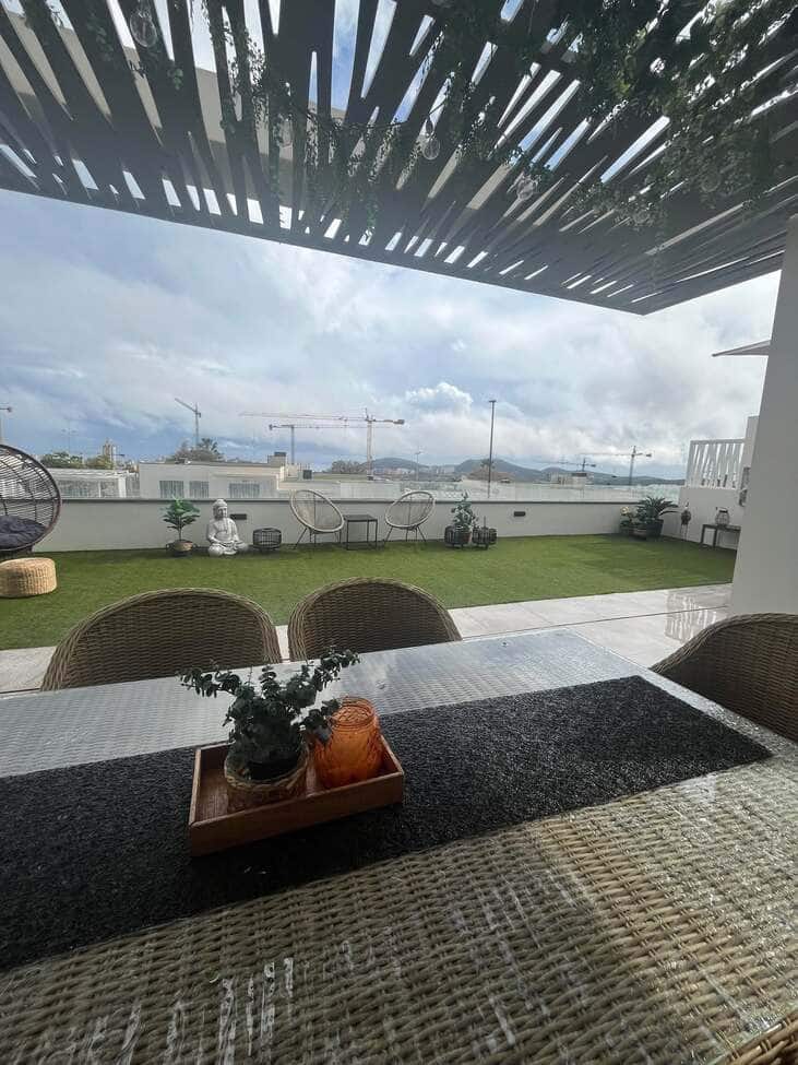 3 bedroom Apartment for sale in Finestrat with pool - € 455,000 (Ref: 9517832)