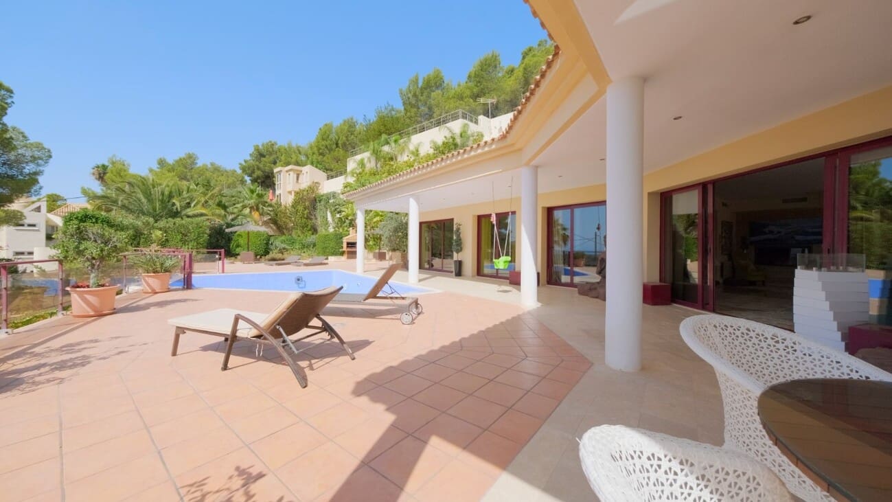 6 bedroom Villa for sale in Callosa d'En Sarria - € 2,400,000 (Ref: 9517843)