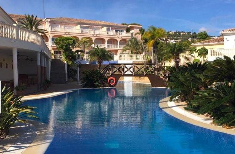 2 soverom Leilighet til salgs i Benissa med svømmebasseng garasje - € 329 000 (Ref: 9707948)