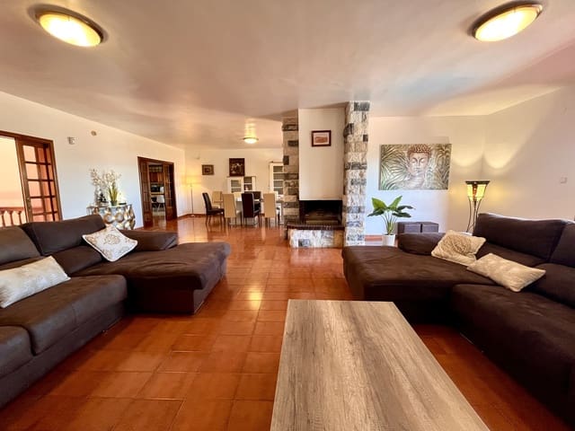 4 Zimmer Villa zu verkaufen in La Nucia - 995.000 € (Ref: 9765496)
