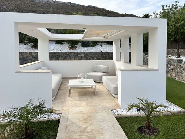 5 sypialnia Willa na sprzedaż w Javea / Xàbia - 2 350 000 € (Ref: 9765506)