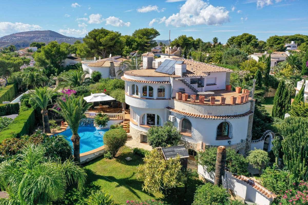 5 soveværelse Villa til salg i Javea / Xabia med swimmingpool garage - € 1.850.000 (Ref: 9765508)